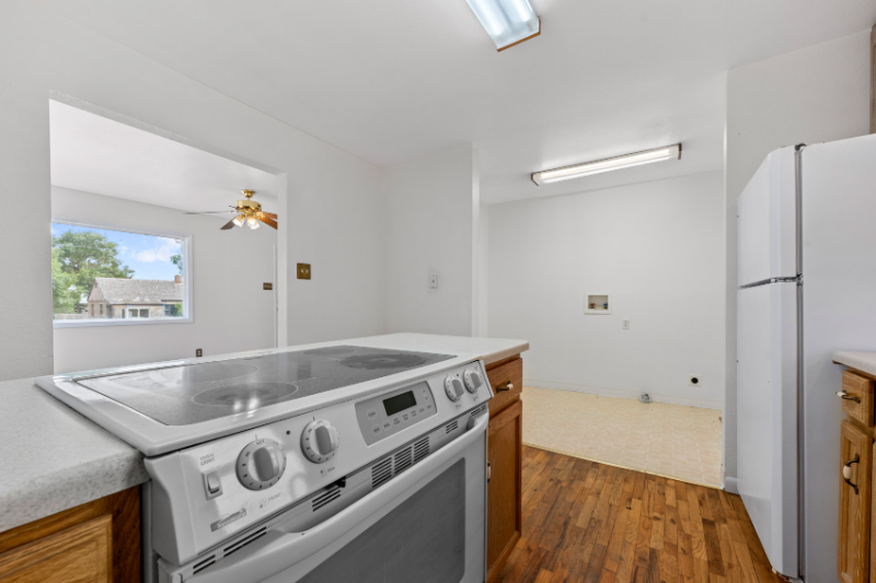 803 W 18th St - Photo 3 of 13