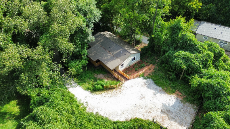 7712 Sevierville Pike - Photo 3 of 20