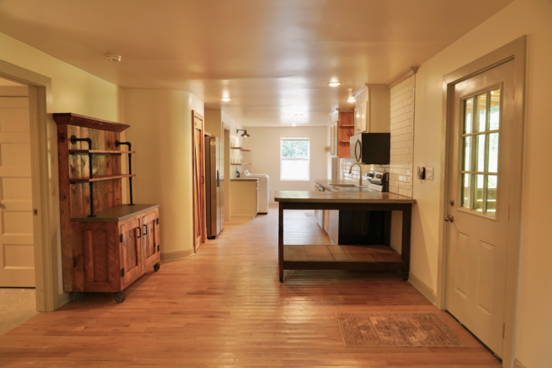 7712 Sevierville Pike - Photo 7 of 20