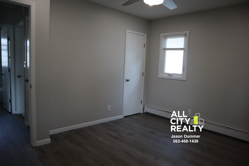 1904 Central Ave - Photo 3 of 13