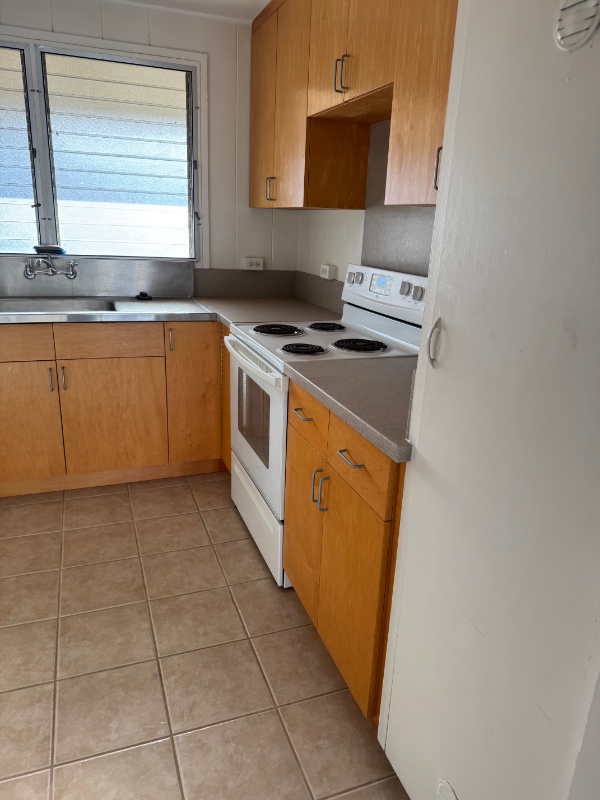 3032 Lakimau St #A - Photo 6 of 10