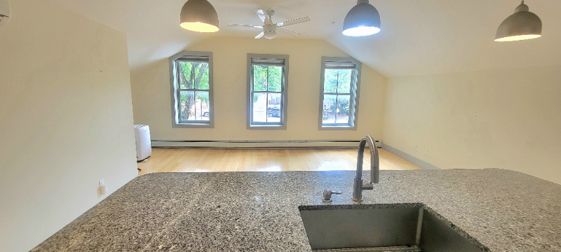 115 West Martket Street #201 - Photo 4 of 8