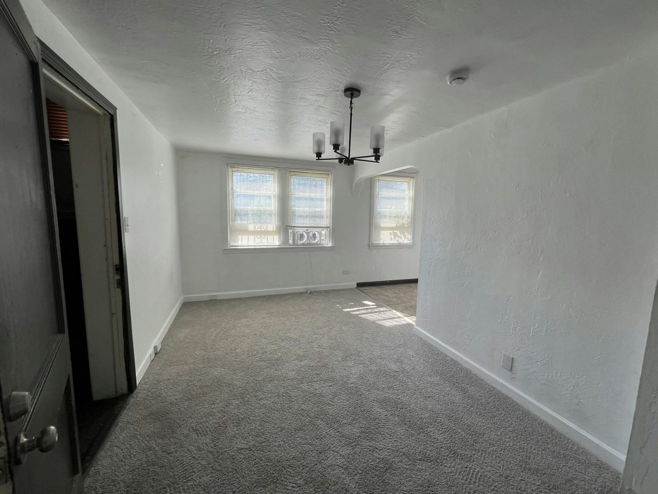 399 East Cliveden Street, Unit B - Photo 3 of 15