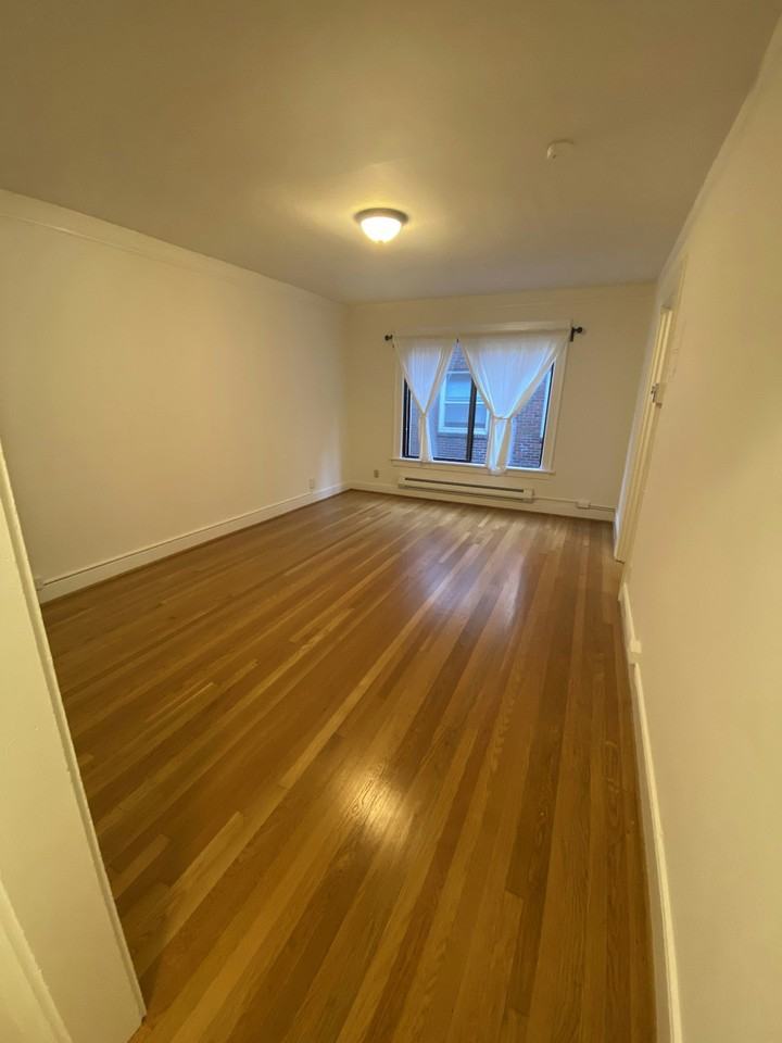 532 Belmont Avenue East, Unit 203 - Photo 2 of 14