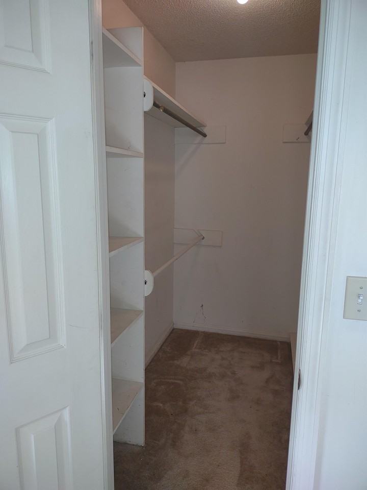 Veranda - Photo 7 of 12