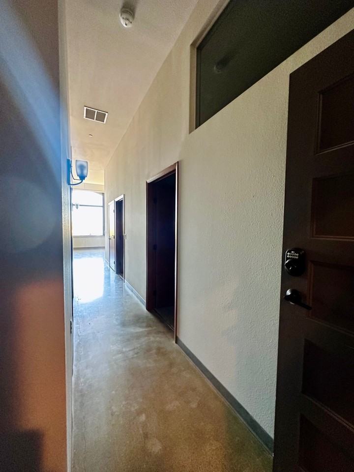 611 West National Avenue - Photo 3 of 50