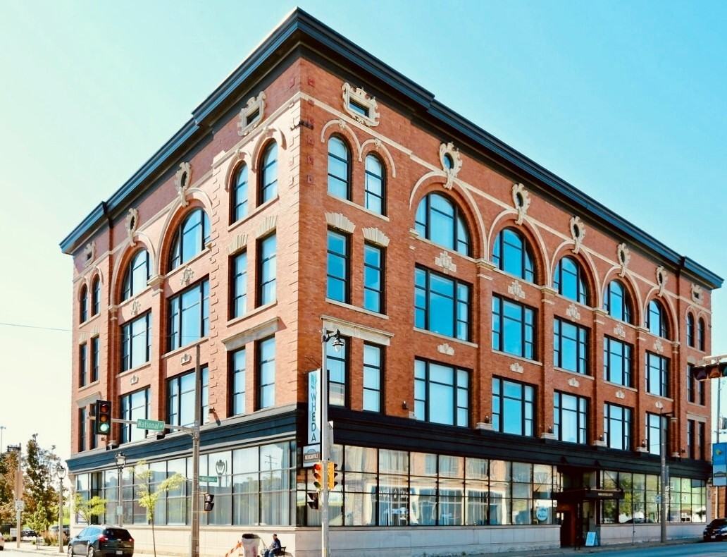 611 West National Avenue - Photo 7 of 50