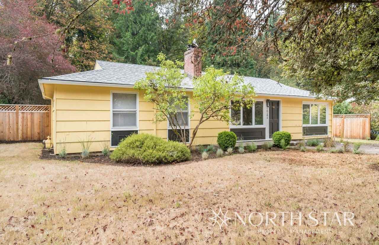 1010 Oak Ter - Photo 2 of 28