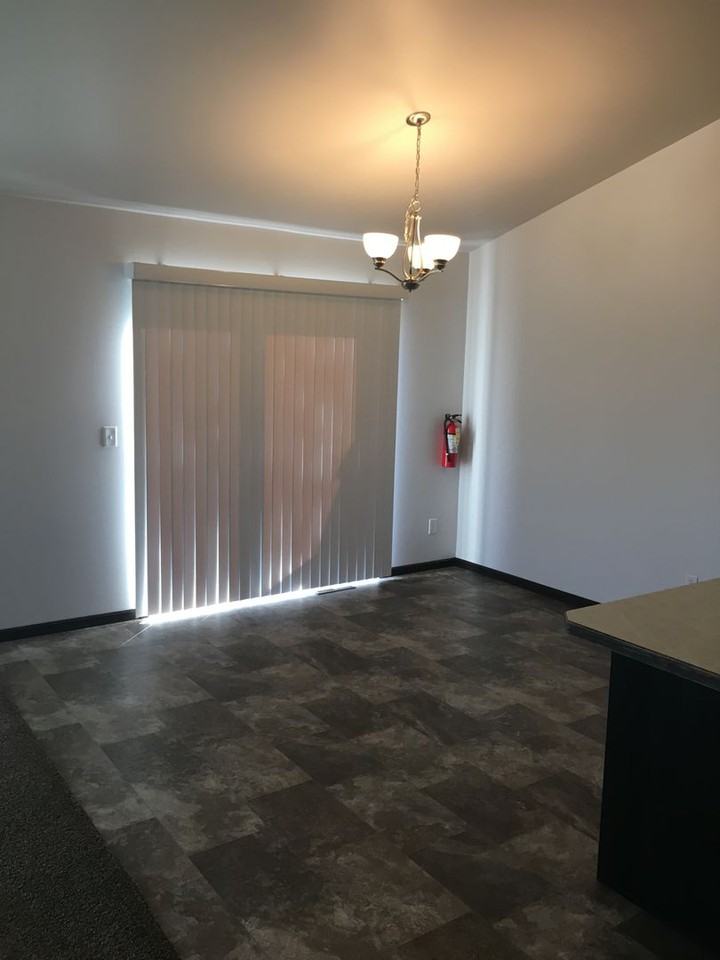 2289 35th Street Cir S - Photo 3 of 14