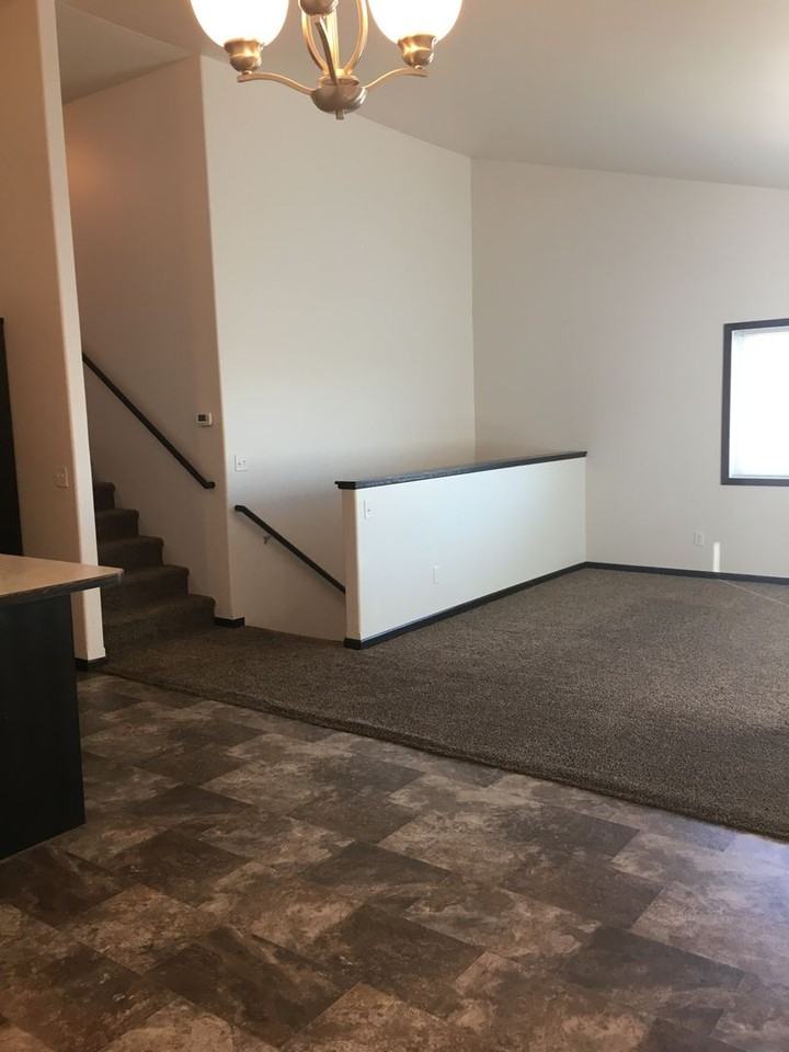 2289 35th Street Cir S - Photo 5 of 14