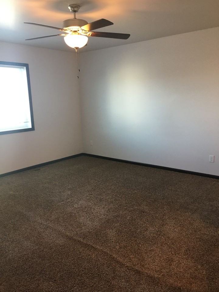 2289 35th Street Cir S - Photo 7 of 14