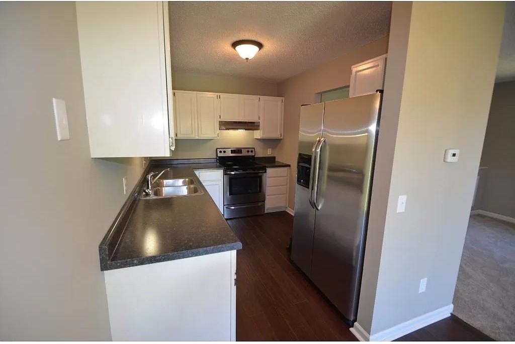 15524 Claret Ave W - Photo 3 of 18