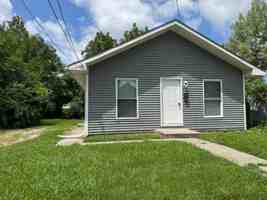 featured image of 1462 Harvard Ave