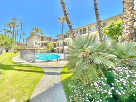 Carlyle Courtyard - Photo 1 of 1