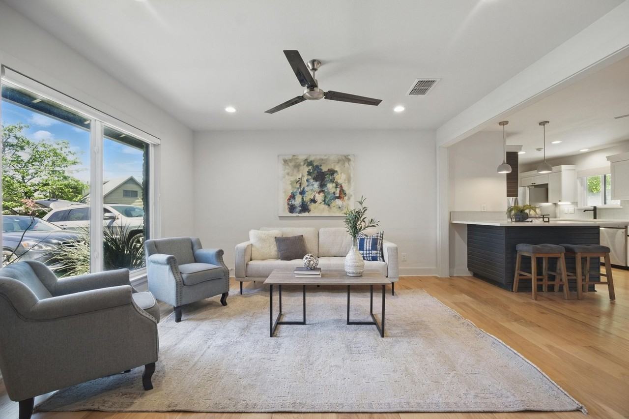 8101 Mullen Dr - Photo 2 of 28