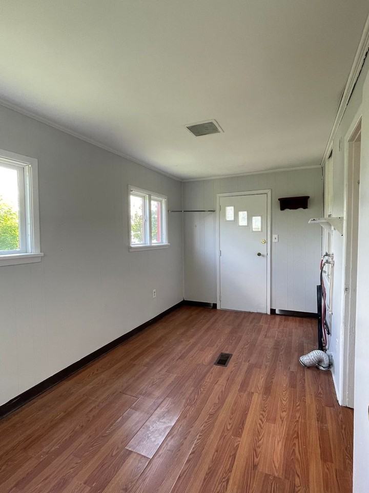 1167 Taylor St - Photo 3 of 16