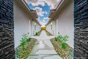 featured image of 1215 Whiteoak Dr