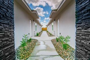 1215 White Oak - Photo 1 of 1