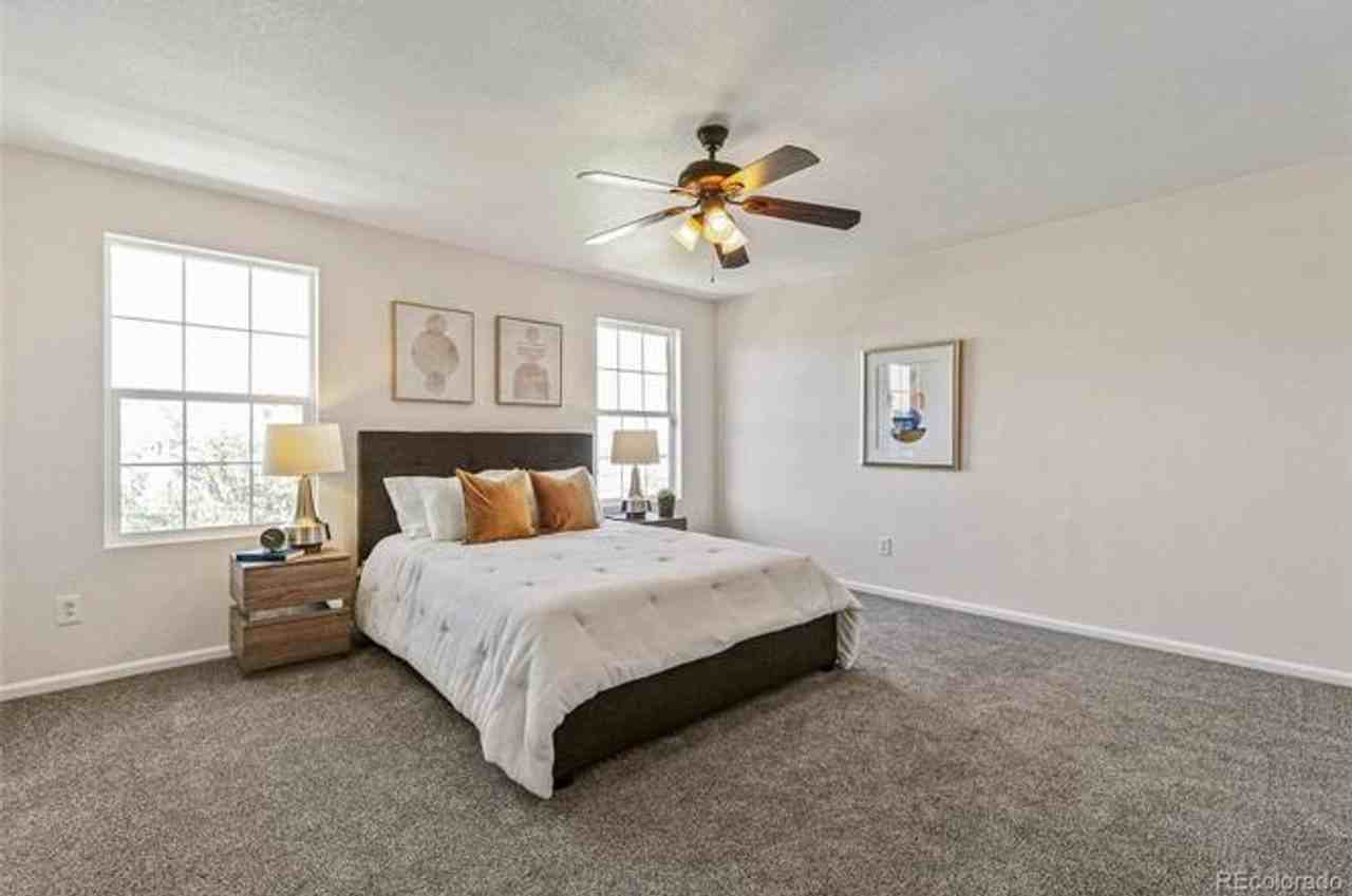 7925 S Kittredge St - Photo 6 of 17