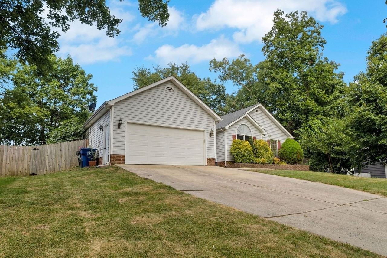 12608 Sulgrave Dr - Photo 2 of 31