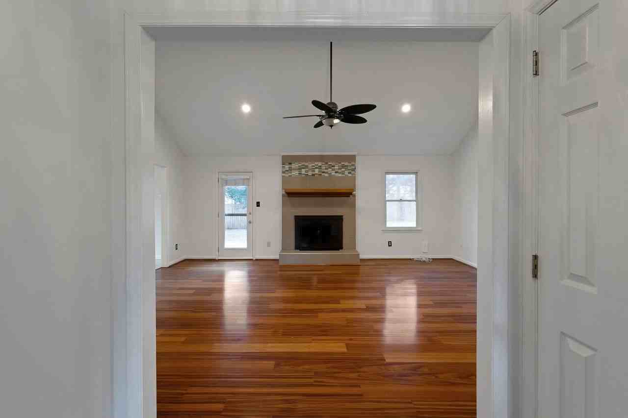 12608 Sulgrave Dr - Photo 3 of 31