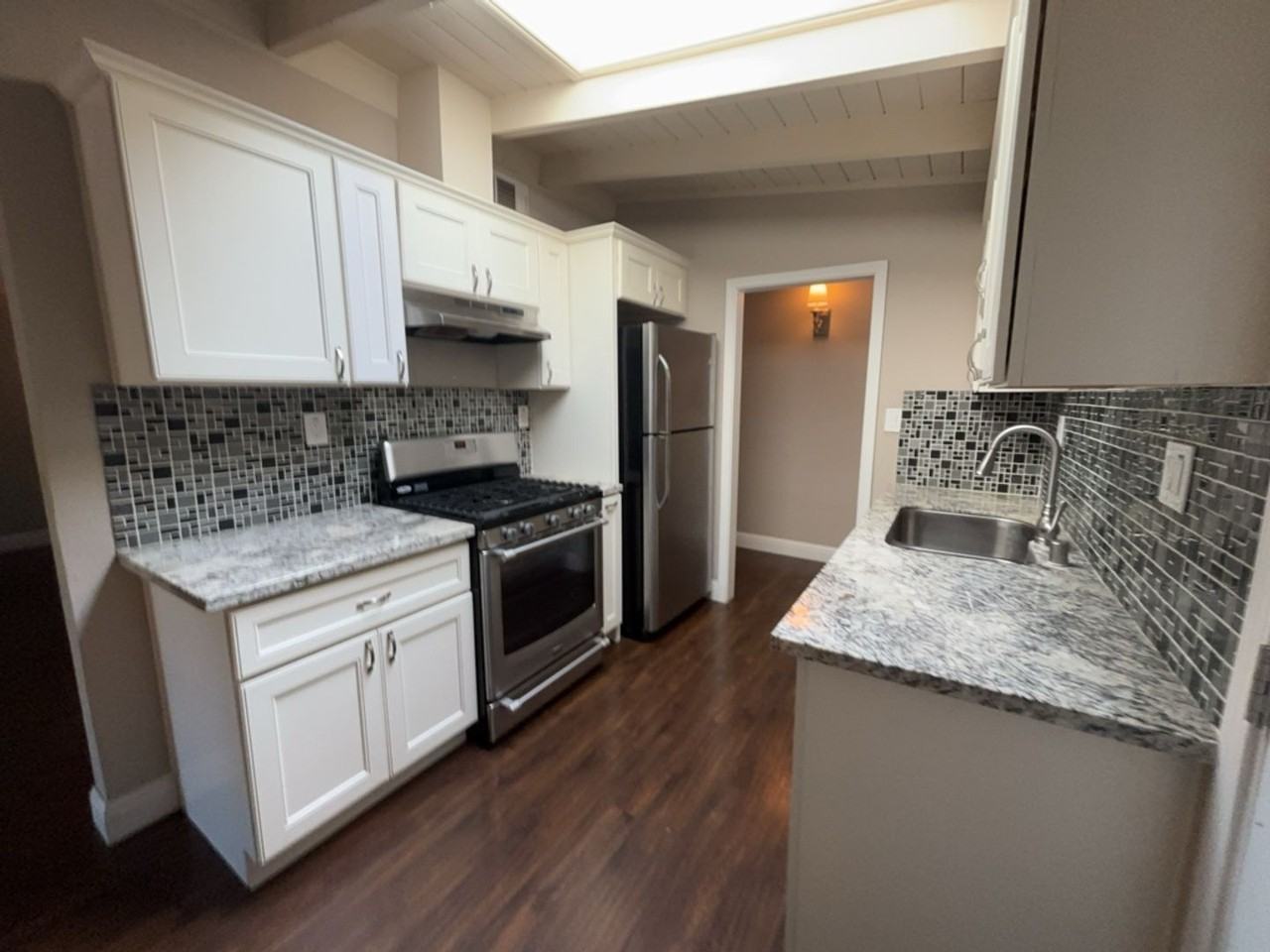 749 M St - Photo 4 of 18