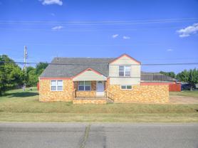 445 Nw 119th St - Photo 1 of 1