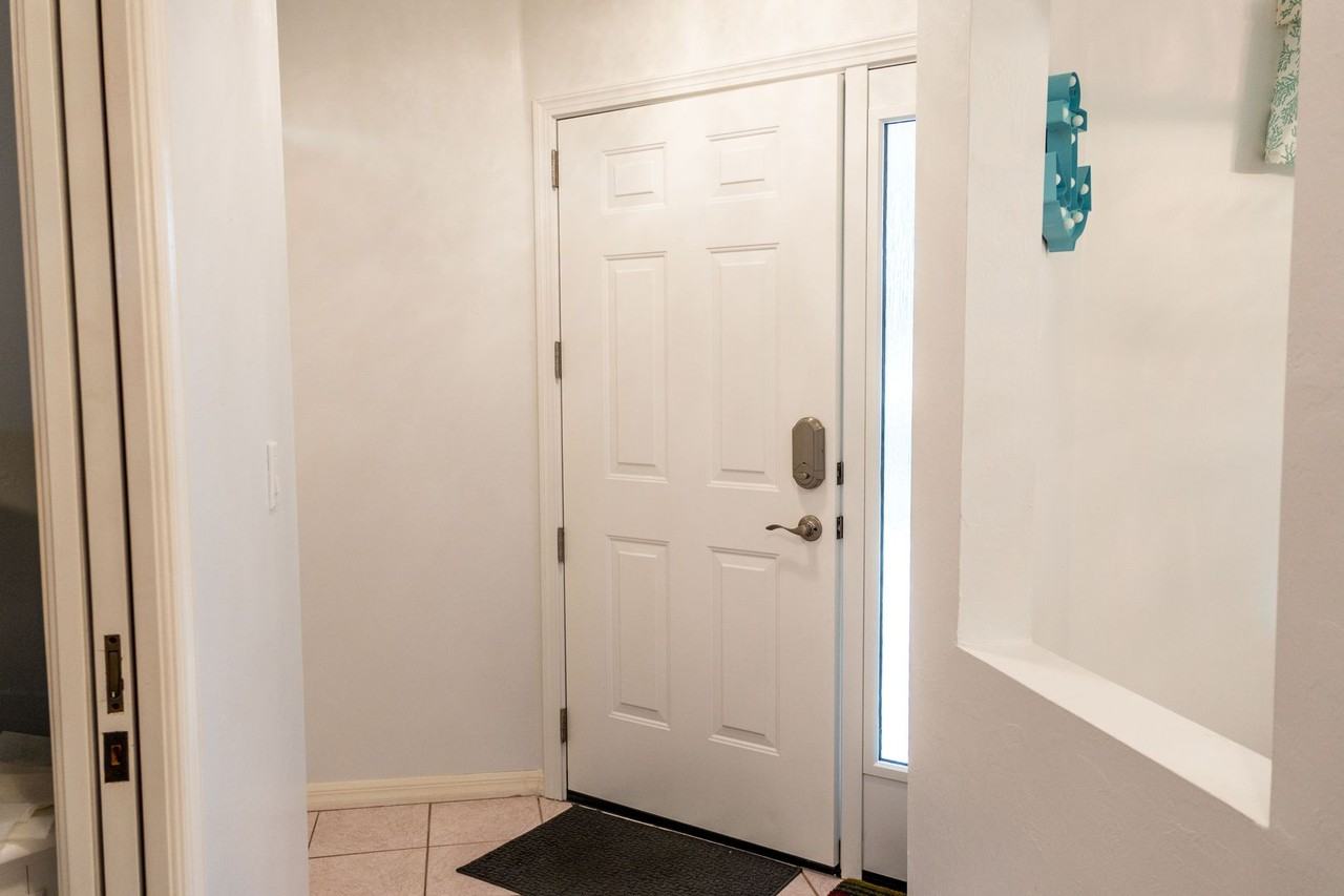 2526 Orchid Bay Drive #102 - Photo 7 of 34