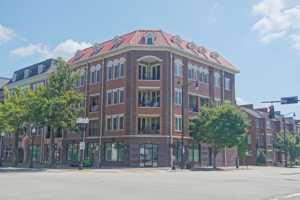 featured image of 325 Hay St #302