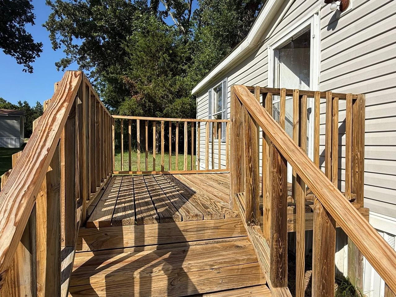 222 Crestwood Cir - Photo 3 of 40