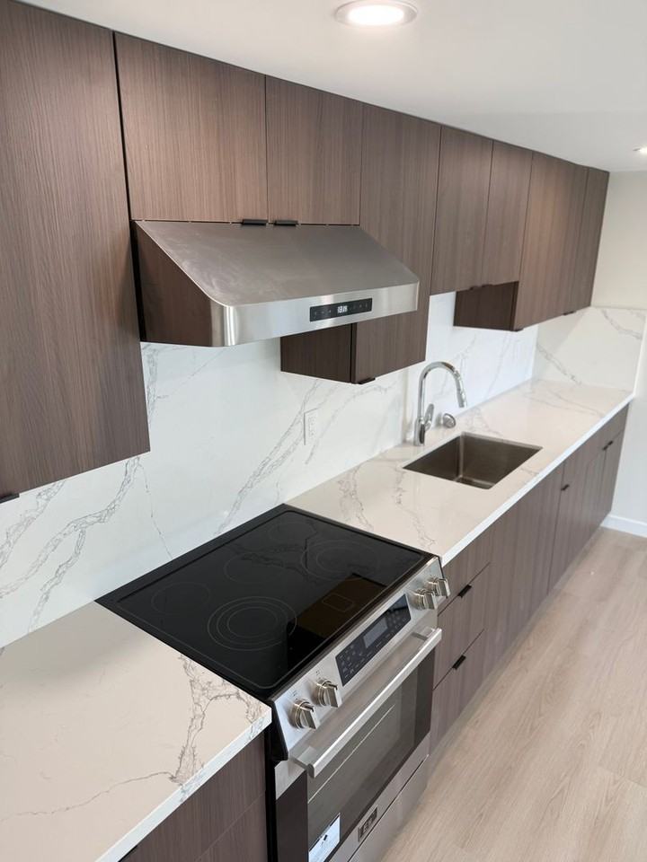 1063 Gilman Dr - Photo 4 of 12