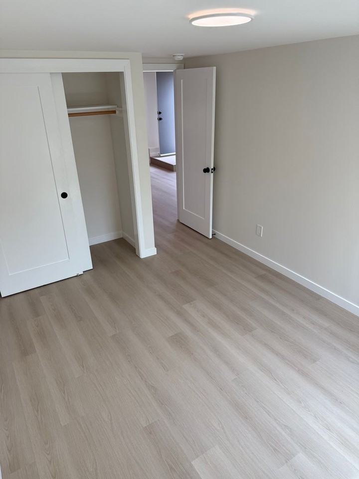 1063 Gilman Dr - Photo 7 of 12