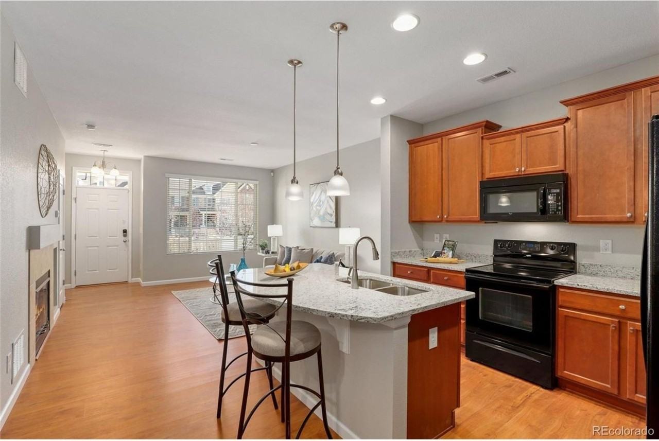 16213 W 63rd Pl - Photo 5 of 22