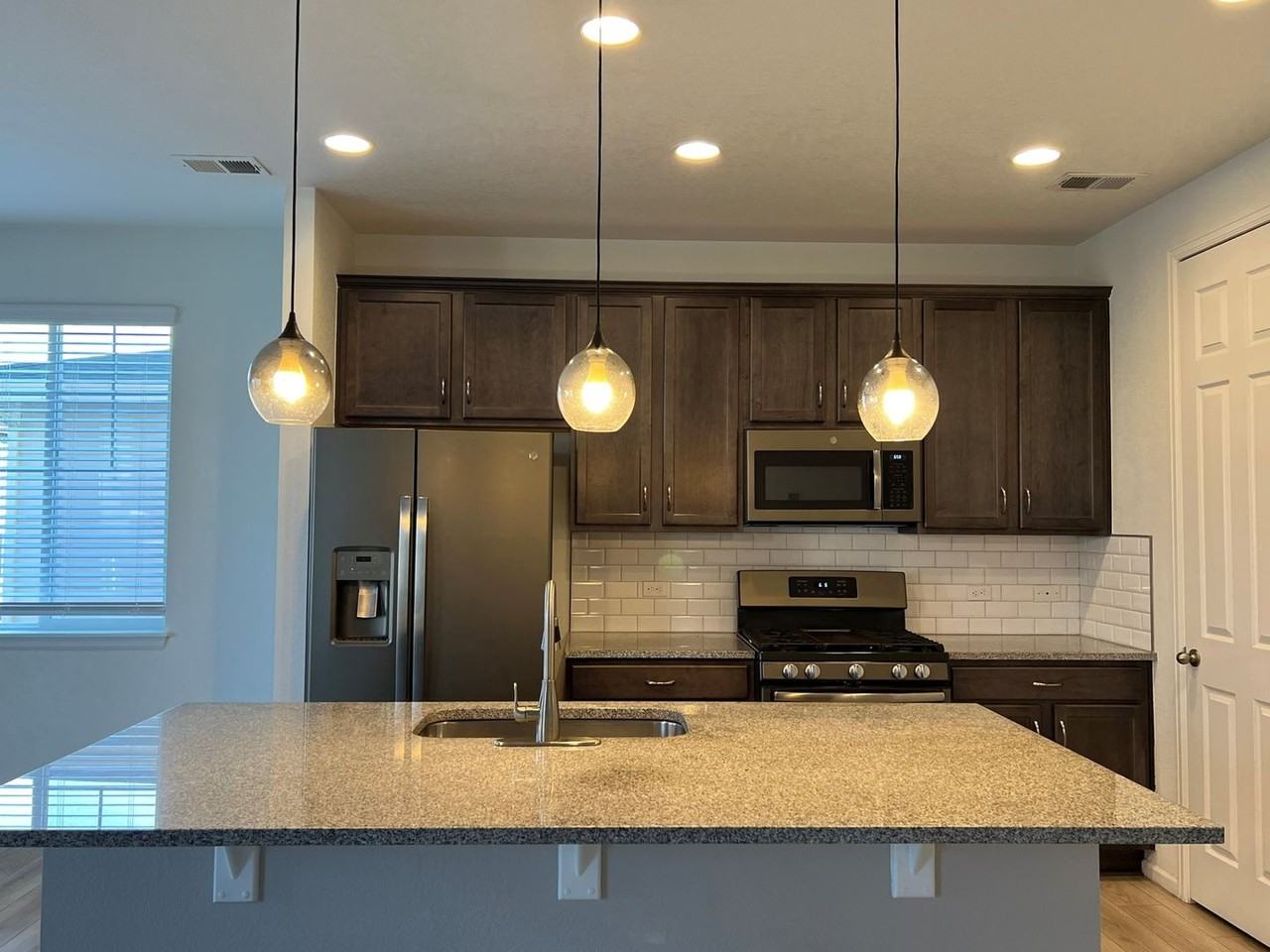 21175 E Tufts Ave - Photo 3 of 16