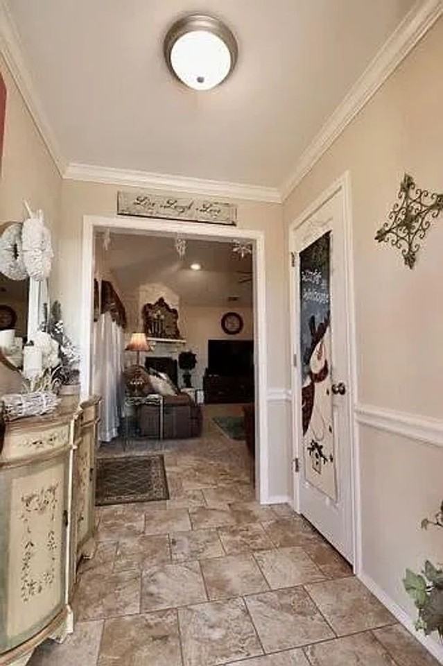 4330 Rimrock Cir - Photo 2 of 17