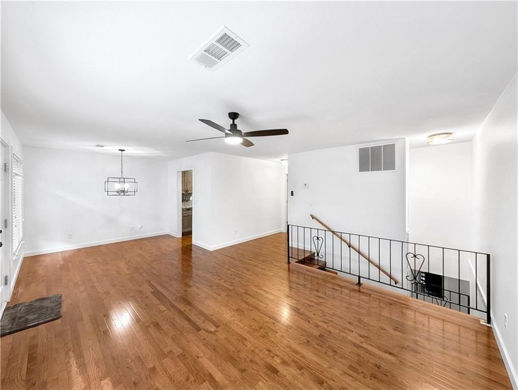 1 Mellor Ct - Photo 3 of 31