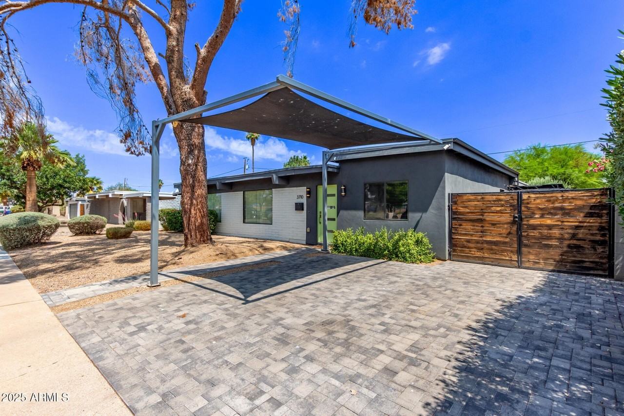 3710 E Altadena Ave - Photo 6 of 42