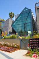 featured image of 838 California Ave