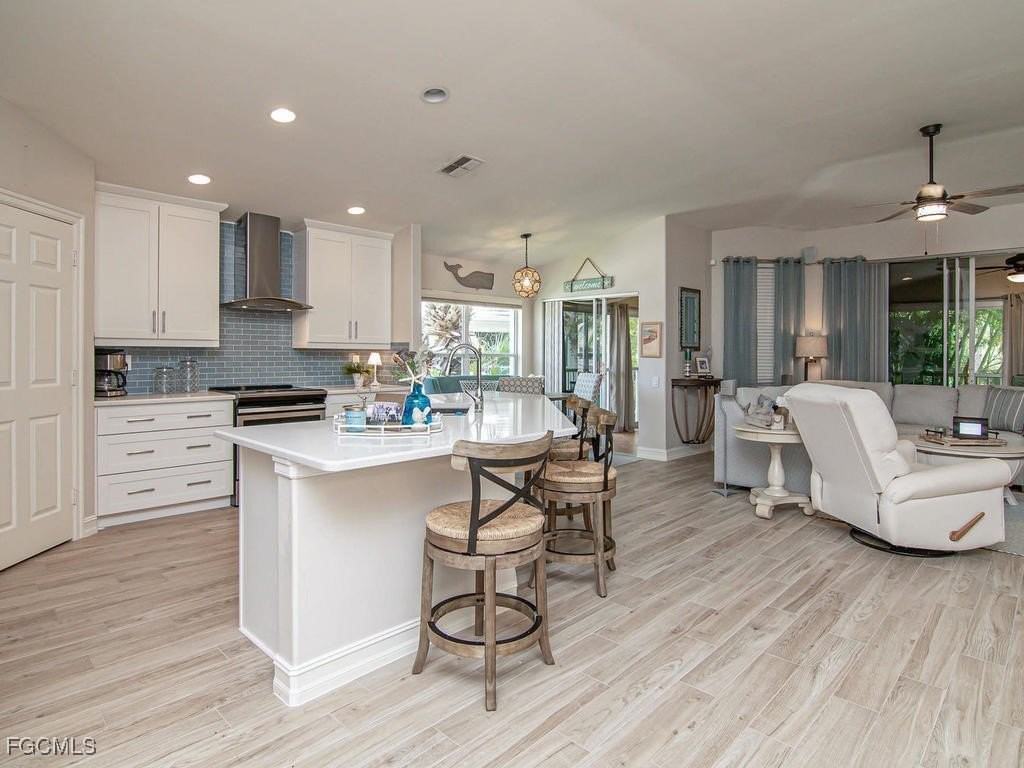 945 Carrick Bend Cir Apt 201 #201 - Photo 2 of 10