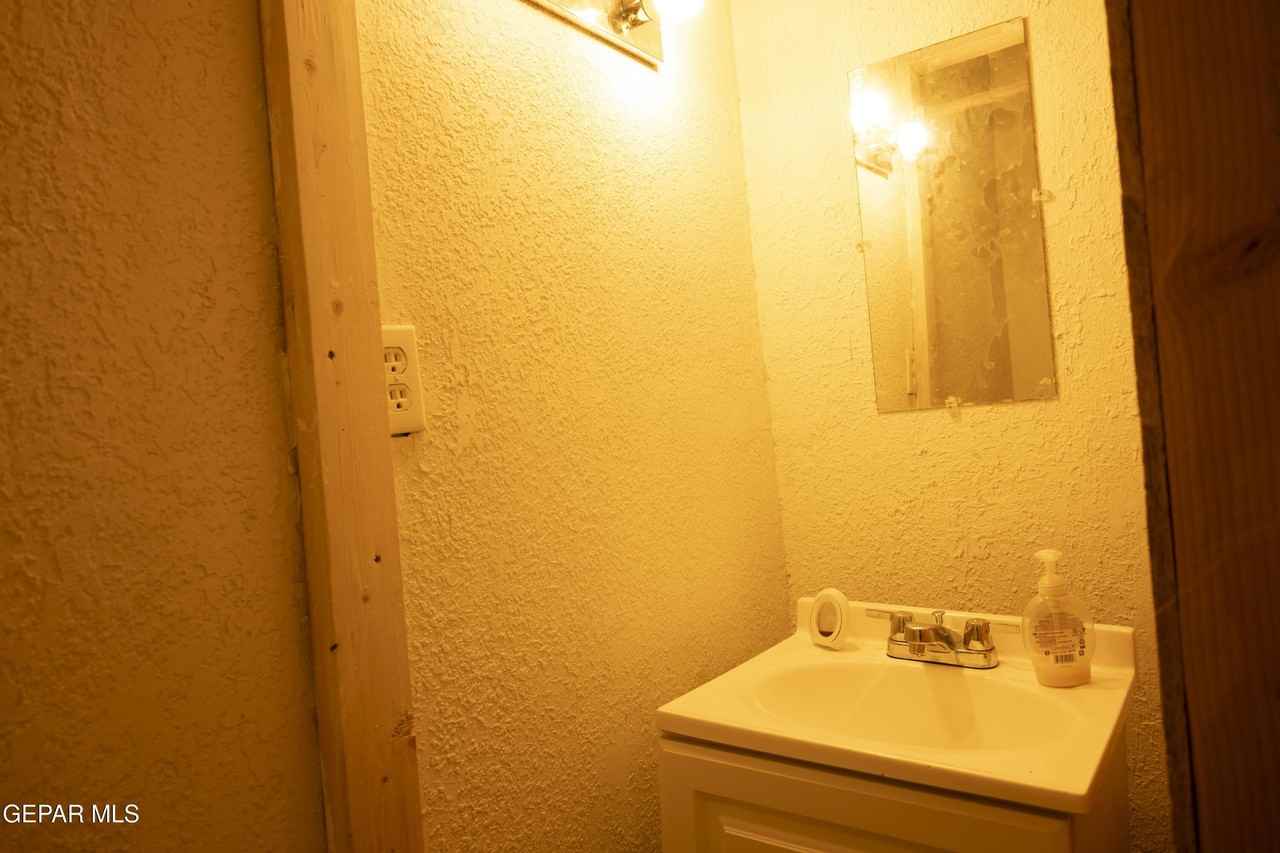 14369 Katherine Dr - Photo 6 of 6