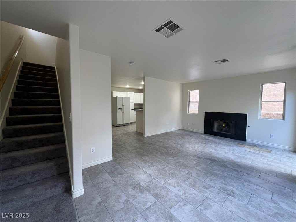 5586 Lago Ct - Photo 3 of 33