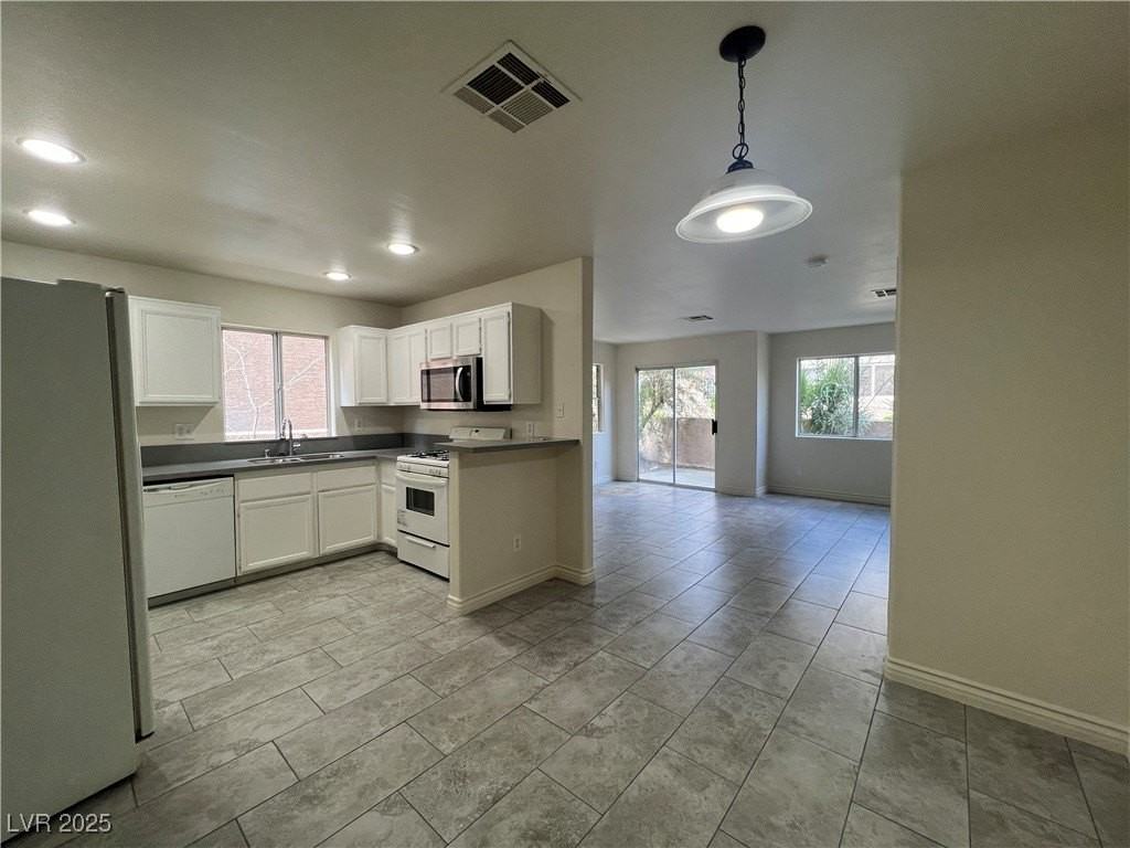 5586 Lago Ct - Photo 6 of 33