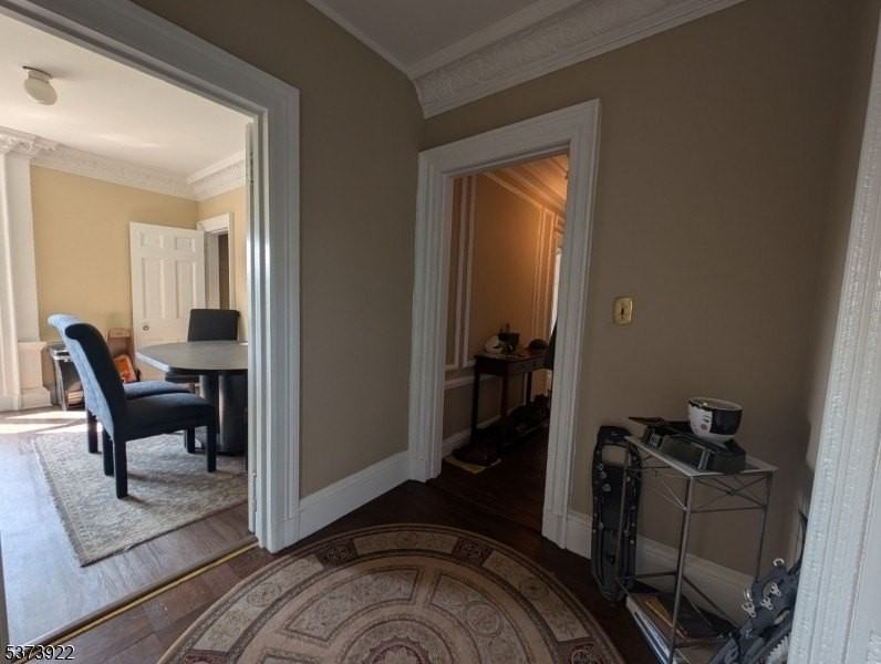 543 W 8th St - Photo 7 of 17