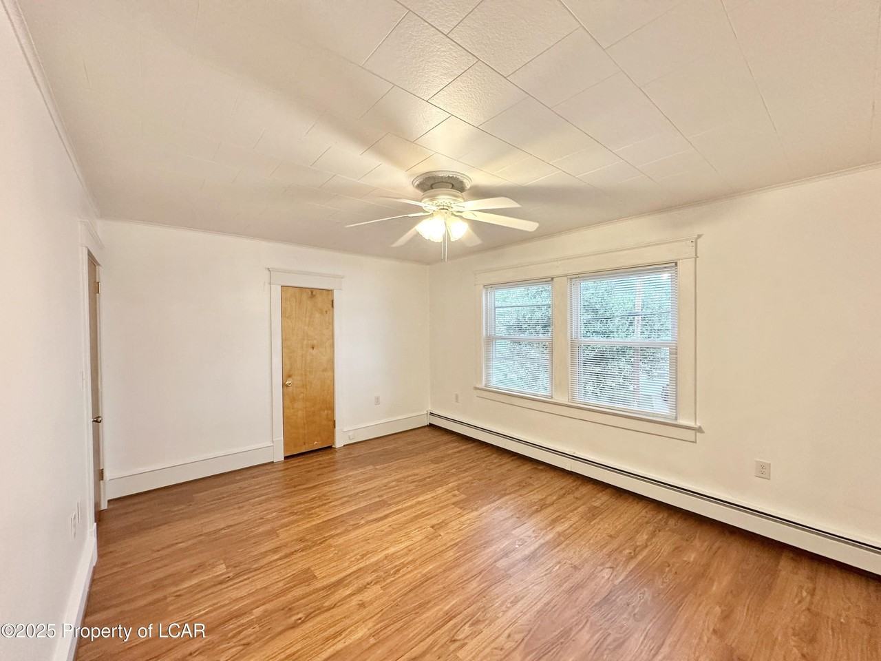 116 Main St - Photo 3 of 13