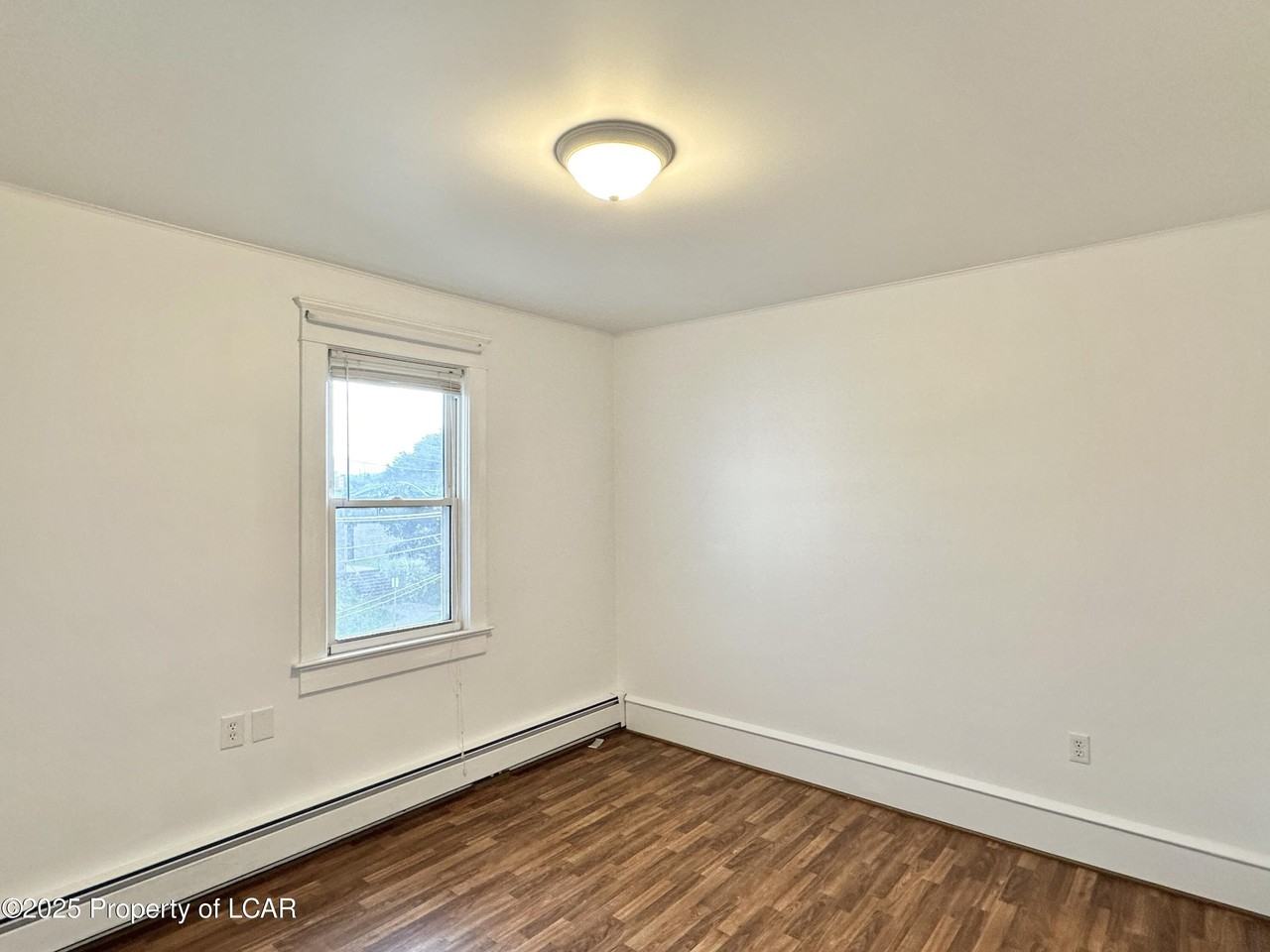 116 Main St - Photo 6 of 13