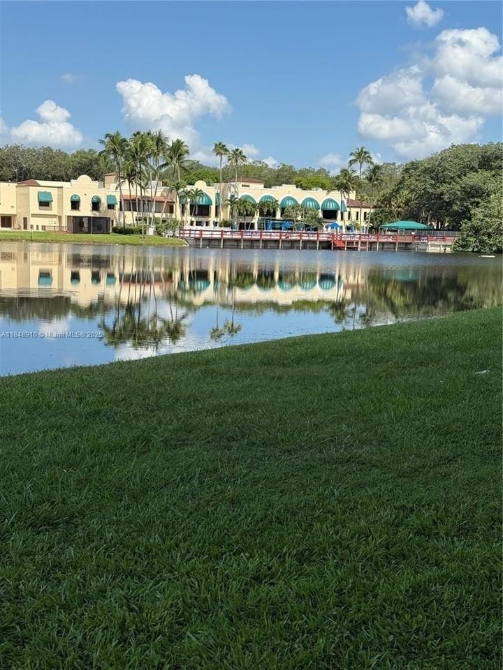 9450 Poinciana Pl #108 - Photo 4 of 26