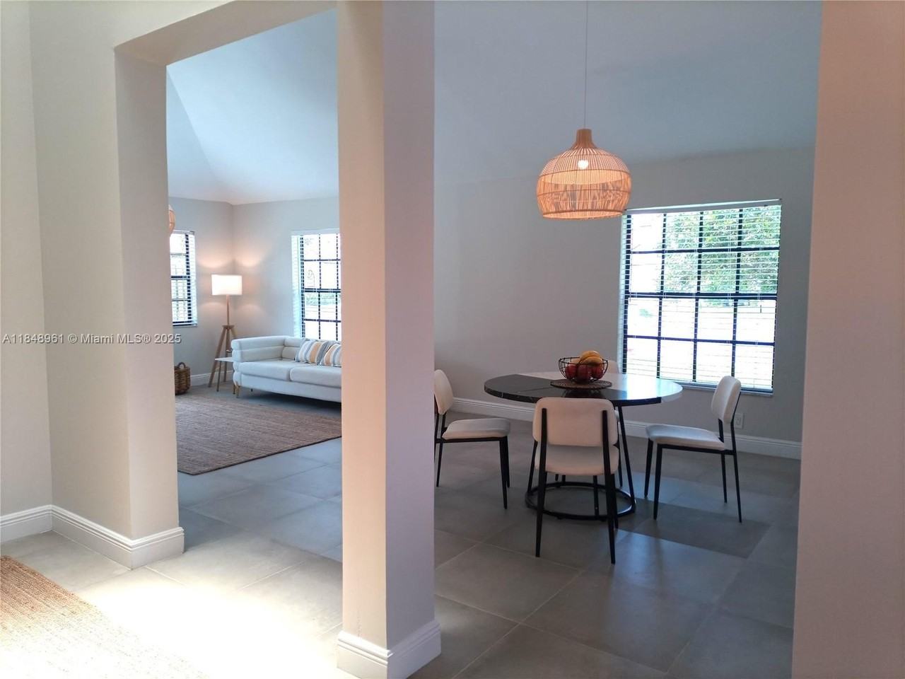 13473 Fountain View Blvd #1 - Photo 2 of 17