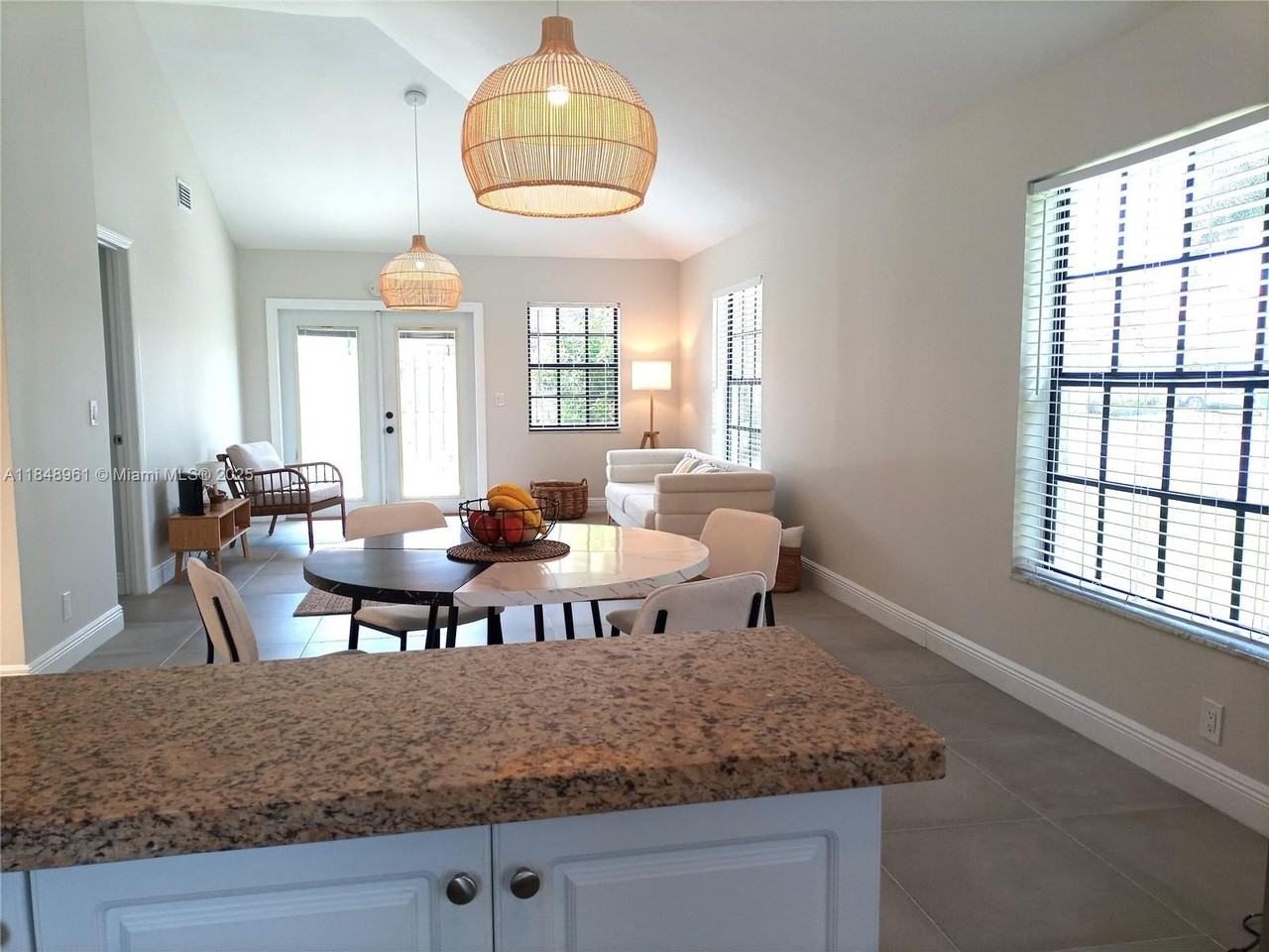 13473 Fountain View Blvd #1 - Photo 7 of 17