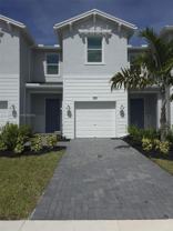 321 Se Crossoak Ln - Photo 1 of 1