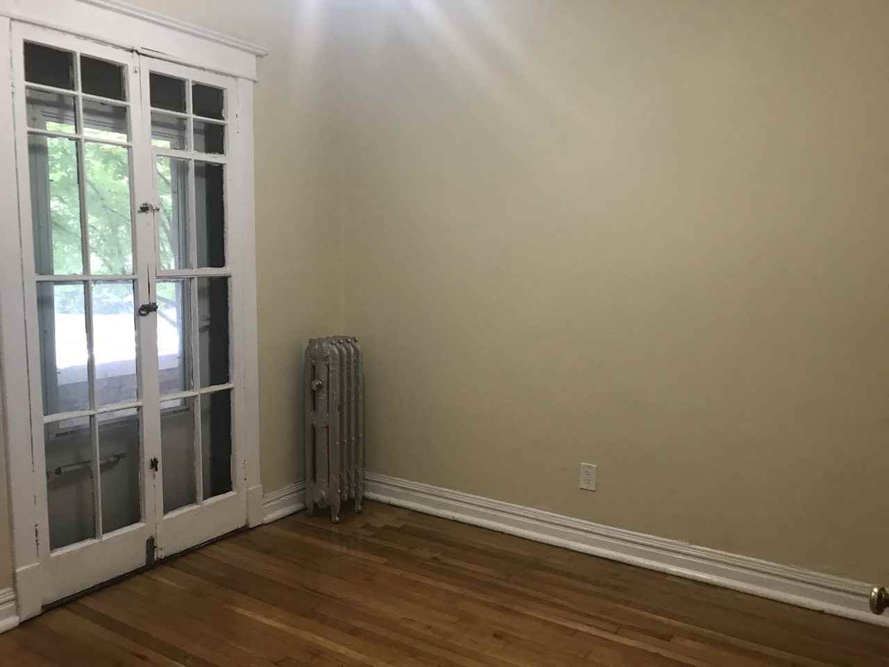 1707 Ridge Ave #204 - Photo 3 of 8